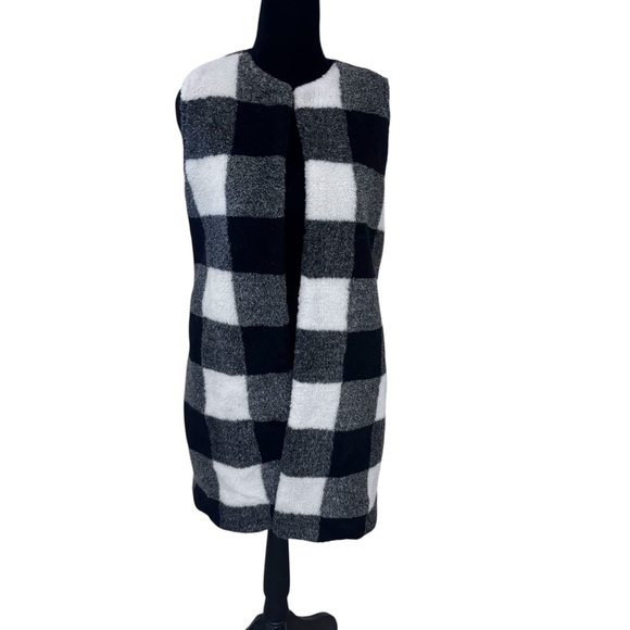 Talbots Black and white vest - Picture 2 of 6